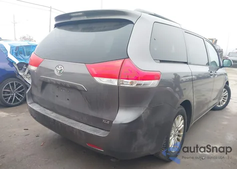 2012 Toyota Sienna Xle V6 8 Passenger из США, поврежденный, VIN 5TDYK3DC9CS261857